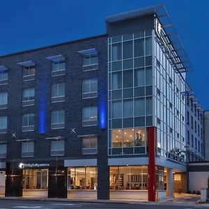 Holiday Inn Express & Suites Jersey City - Holland Tunnel By Ihg